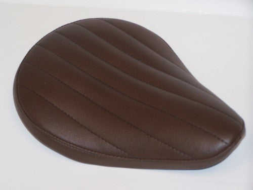 BROWN VERTICAL PLEAT SOLO SEAT